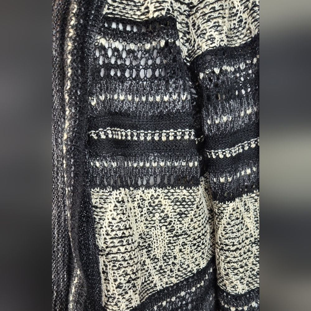 Natural Reflection Black and Tan Cardigan - Picture 4 of 4